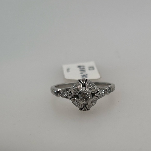 Antique Diamond Ring Platinum - Picture 6 of 9